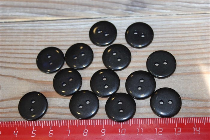 Пуговицы круглые пластик 18 мм - фото 33212